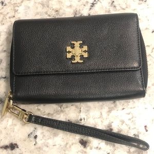 Tory Burch Wallet/Wristlet Black w/ Gold Hardware
